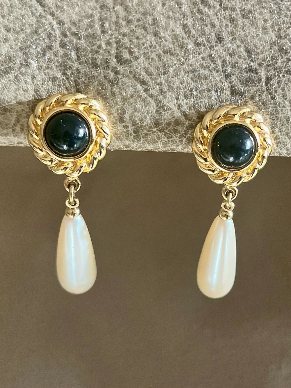 Vintage Monet Gold Tone Black Cabochon Faux Pearl Teardrop Clip On Earrings